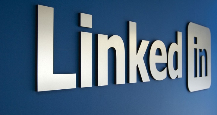  Advantages of Using LinkedIn for Business as Compared to other Social Media Tools