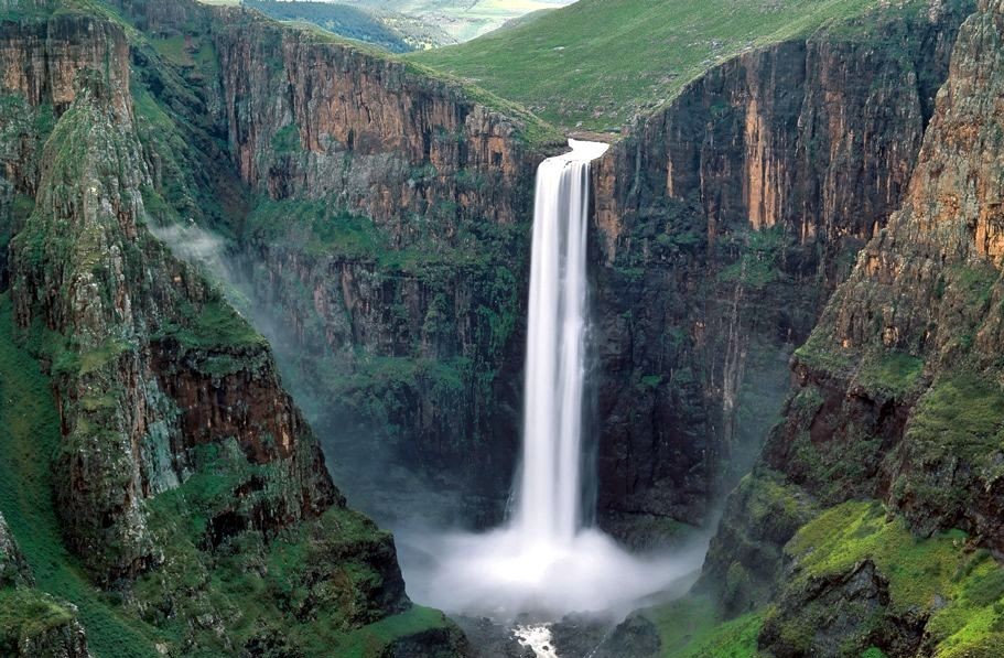  Breathtaking Pictures Of Mutarazi Falls In Zimbabwe