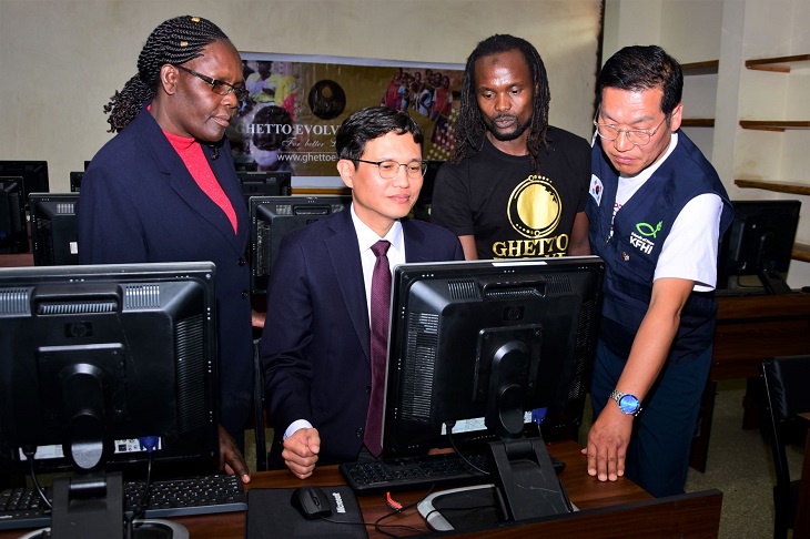 LG Electronics Hands Over Social Impact Projects To Community Groups